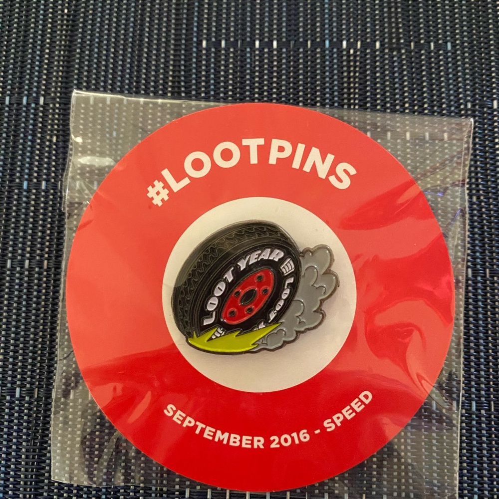 Loot crate exclusive speed pin